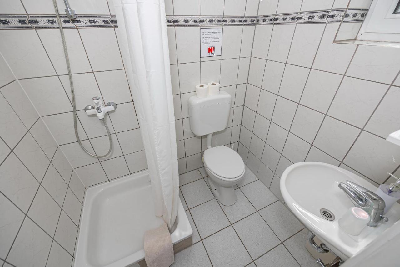Bella Adria Apartmani Dramalj Ngoại thất bức ảnh