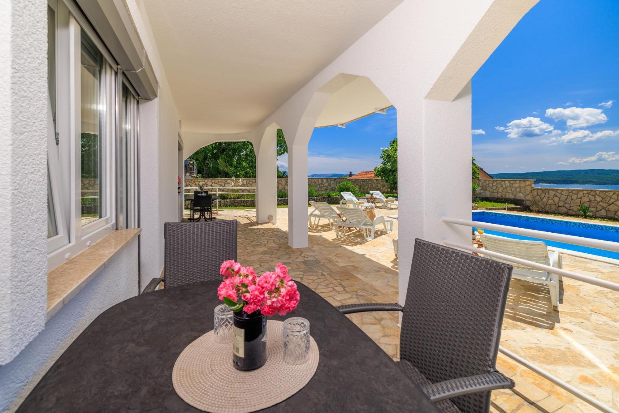 Bella Adria Apartmani Dramalj Ngoại thất bức ảnh
